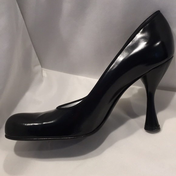 Dolce & Gabbana designer heels - Picture 4 of 6